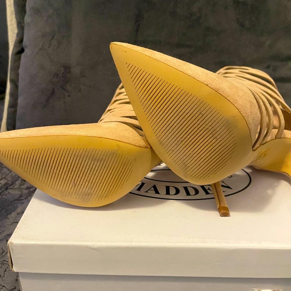 Aldo strappy nude color heels. Never worn